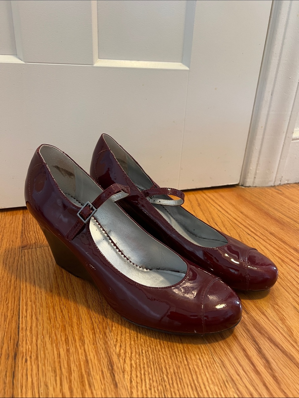 Rockport Burgundy Patent Mary Jane Wedge Heels